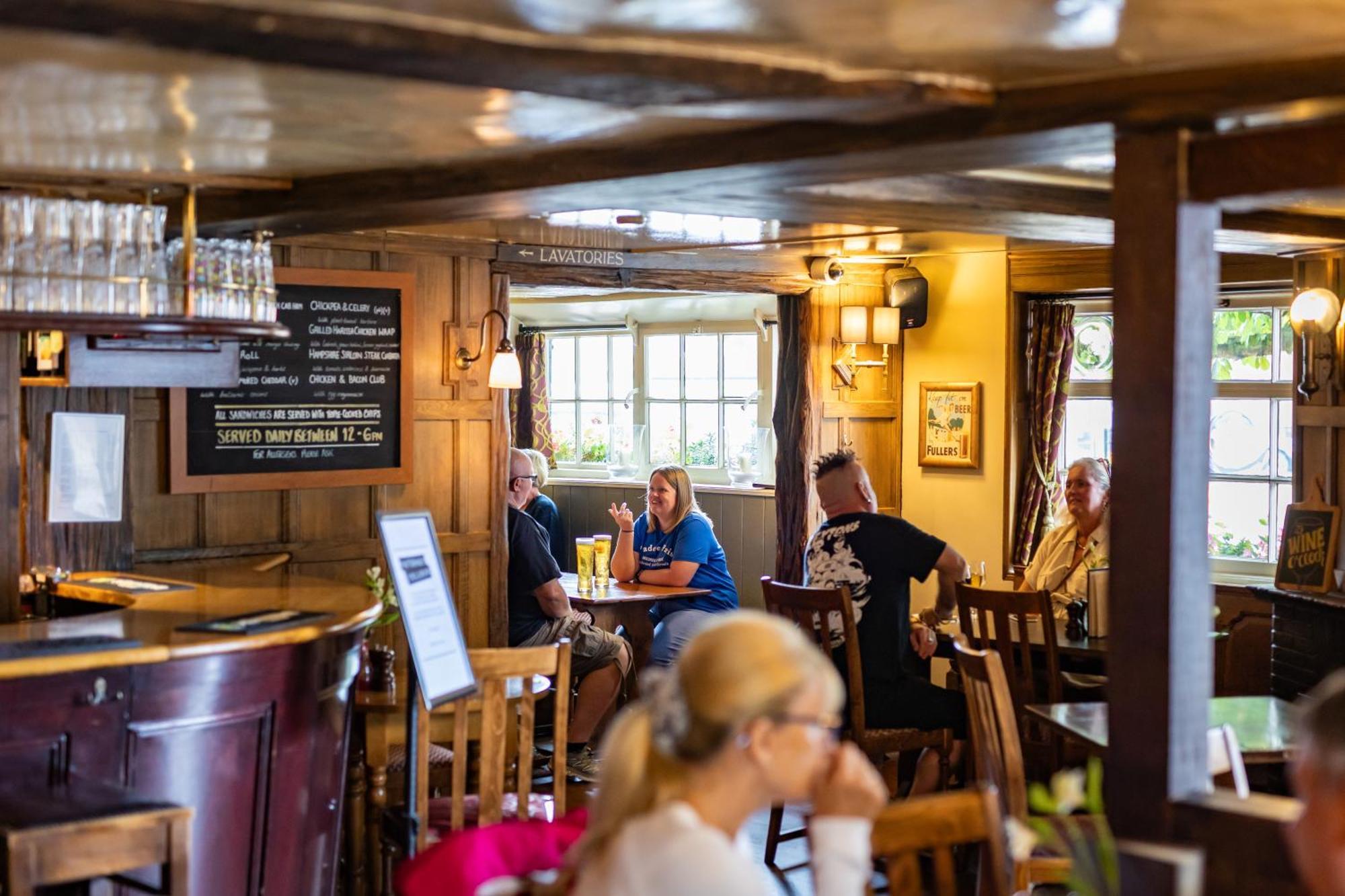 The Red Lion Hotel Hillingdon Exteriér fotografie