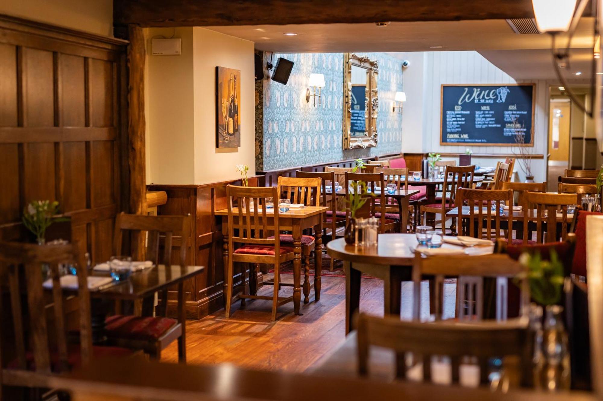 The Red Lion Hotel Hillingdon Exteriér fotografie