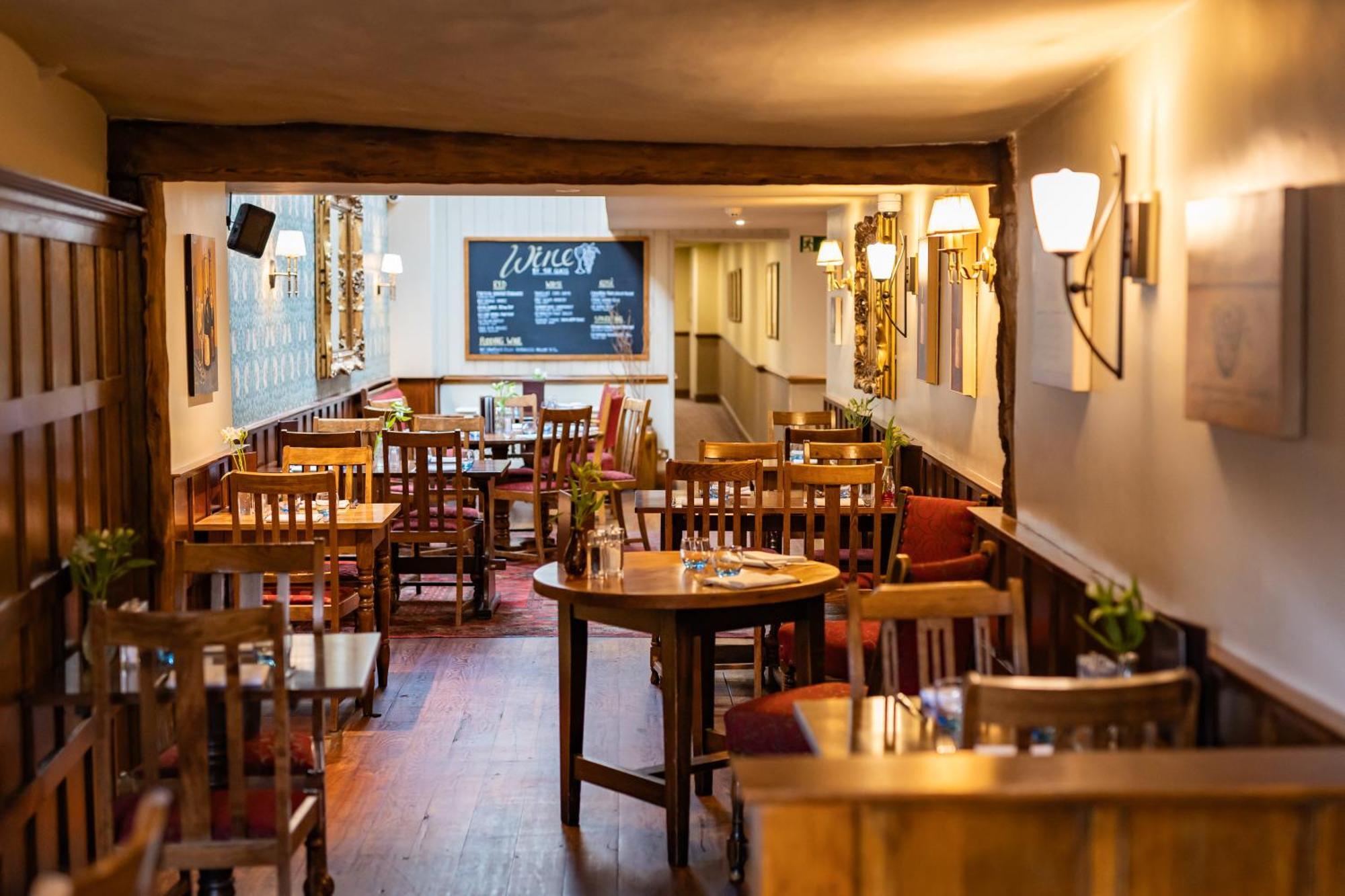 The Red Lion Hotel Hillingdon Exteriér fotografie